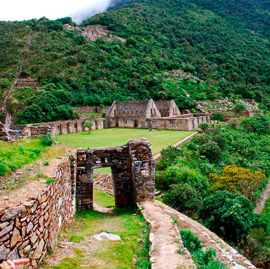 Luxury Machu Picchu & Choquequirao overflight Luxury Machu Picchu & Choquequirao overflight
