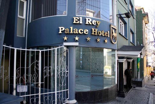 El Rey Palace