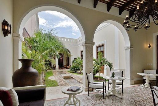 Casa Lecanda Boutique Hotel