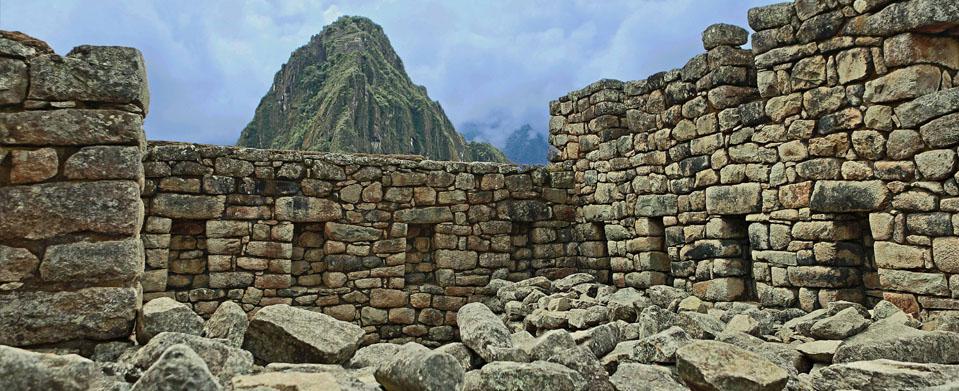 Small Group Christmas Tour to Machu Picchu 2025