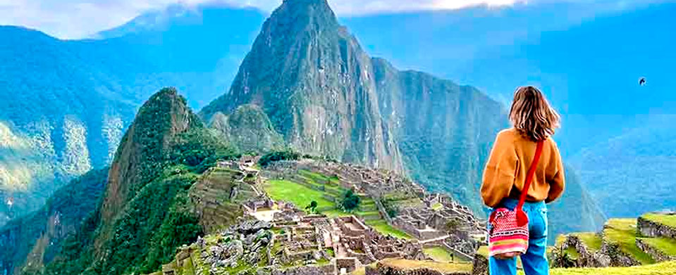 Cuzco & Machu Picchu Tour for cruise passengers arriving to Santiago de Chile